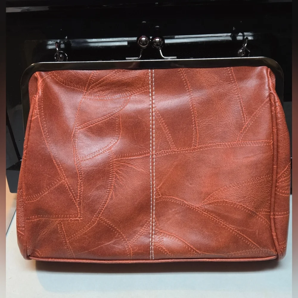 Kiss Clasp Closure Cognac Brown Crossbody Handbag Purse